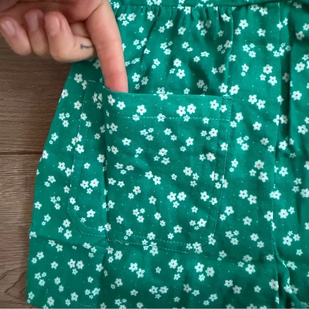 NWT Feather 4 Arrow Girls Green Floral Romper with Tie Straps Size 5
